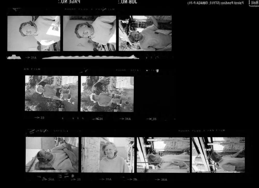 New Zealand Potters - Roy Cowan