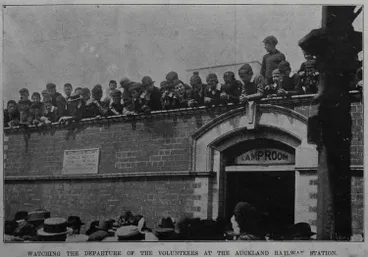 Image: Watching the departure of the volunteers at the Auckland Railway Station