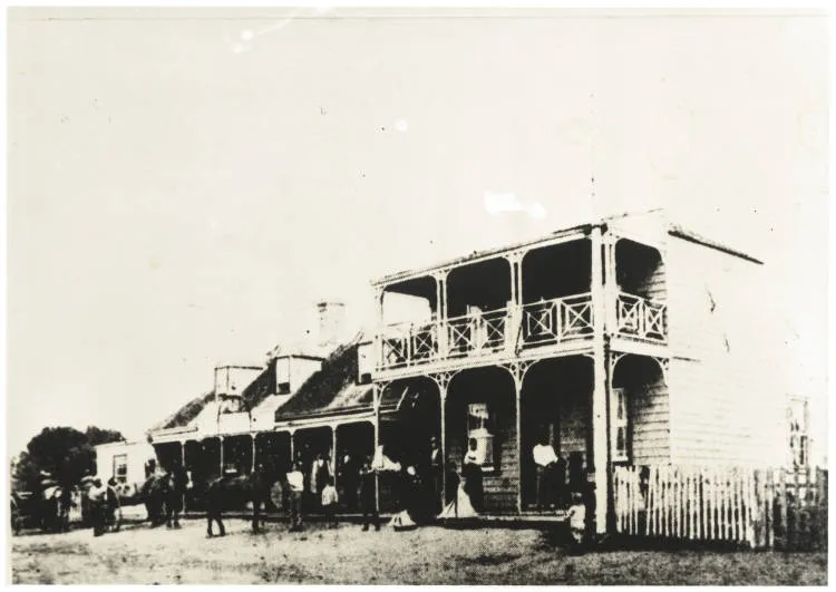 Loomb's Panmure Hotel, 1880s