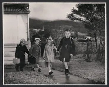 Image: Robyn Scott (primer 2) escorts her three neighbouring friends (primer 1's)