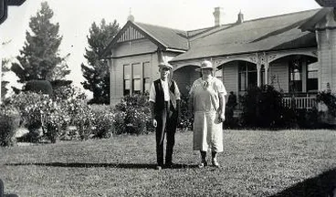 Image: Annie and Tom King at Carter Home : digital image
