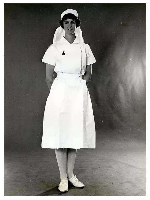 Dental Nurse fashion, 1950s