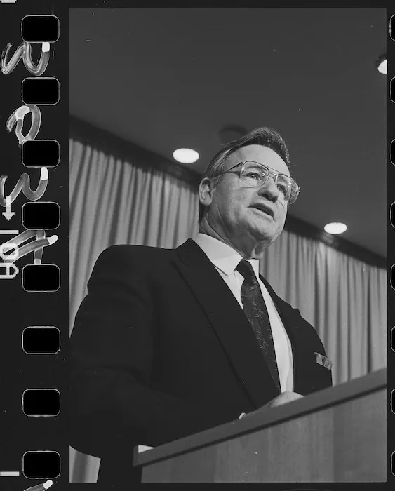 Prime Minister Jim Bolger announcing the dismissal of Winston Peters from Cabinet - Photograph taken by John Nicholson