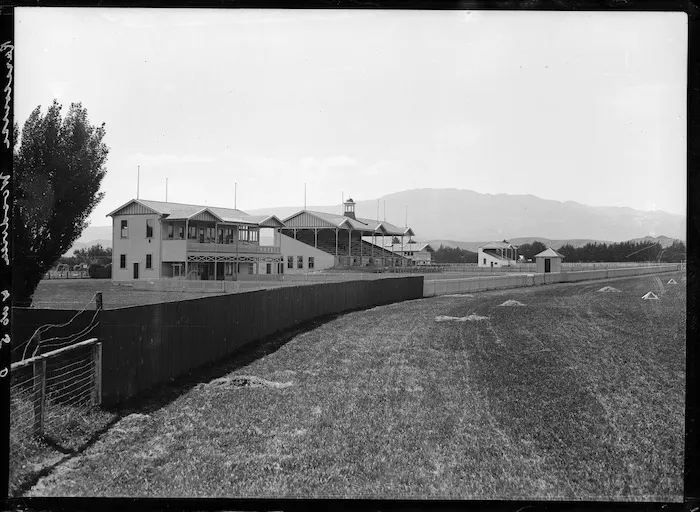 Woodville Racecourse, Woodville