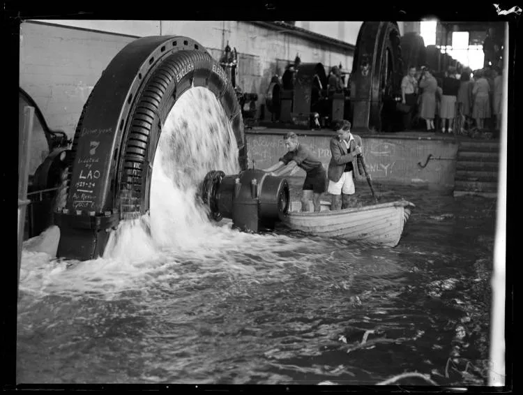 Submerging Horahora Hydroelectric Power Station, 1947