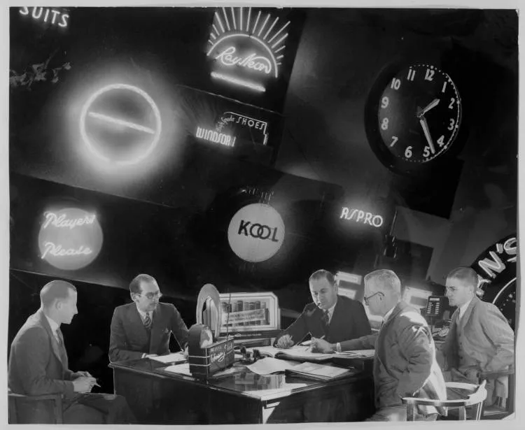 Advertisement for Rayneon, 1941