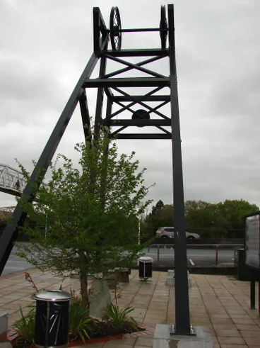 Image: Ralph's Mine disaster memorial, Huntly, 2014