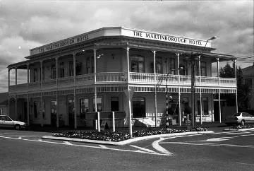 Martinborough Hotel