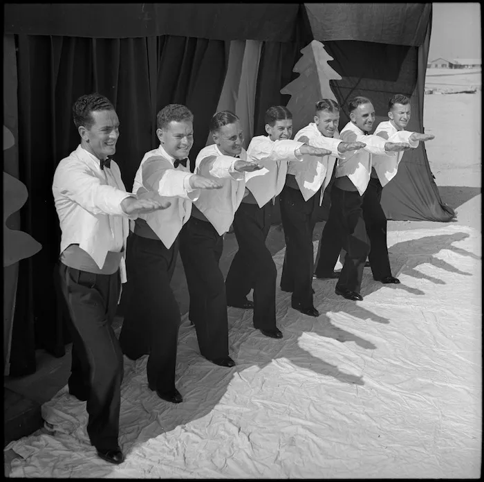 Chorus of the Kiwi Concert Party, Egypt