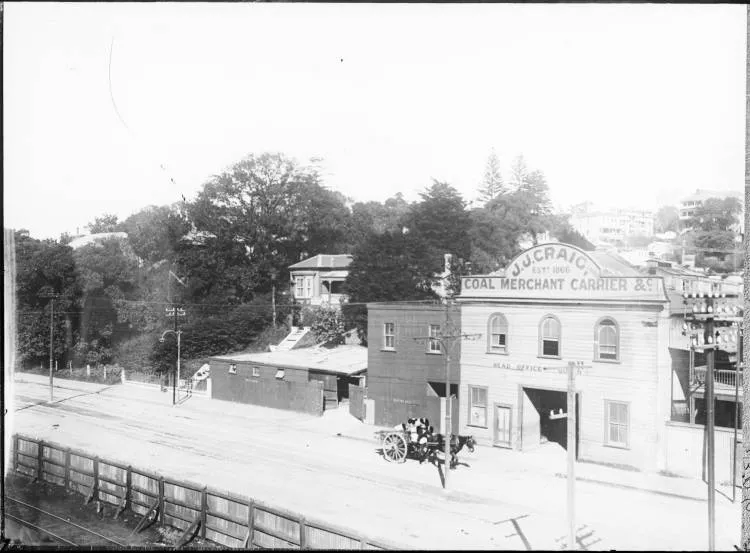J. J. Craig's stables in Beach Road, Auckland Central, 1914