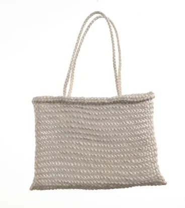 Image: Kete muka (bag)