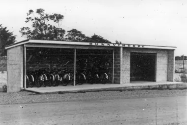 Image: Bus Shelter, Bunnythorpe