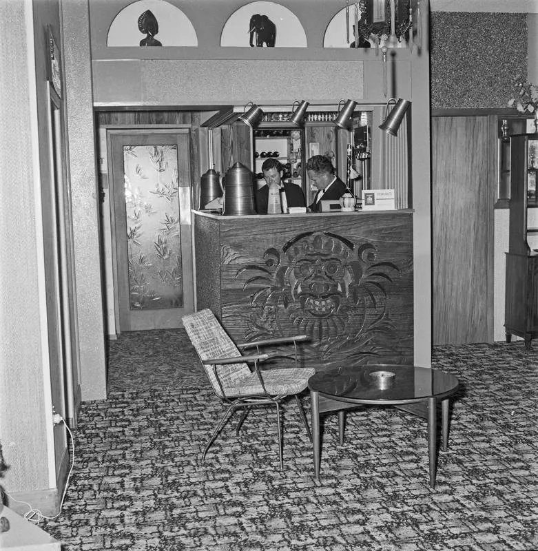 Bali Restaurant, Interior