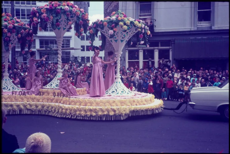 Float of Dreams, 1967