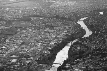 Image: Aerial view of Hamilton city 1976