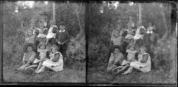 Image: Family with seven young children, Catlins, Otago