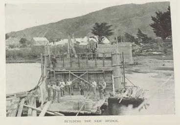 Image: Building the new bridge