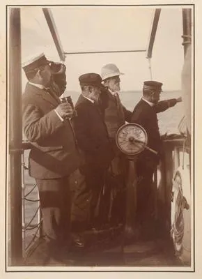 Sighting New Zealand on return Home