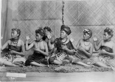 Image: Women performing with hand actions, Samoa
