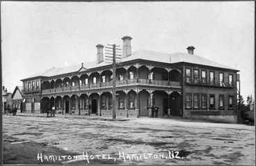 Image: The second Hamilton Hotel