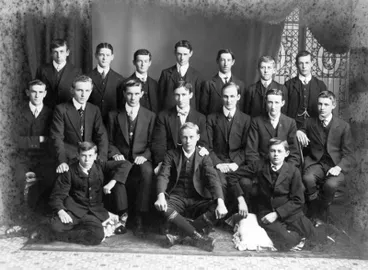 Image: Napier Despatch and Telegraph Messenger Staff