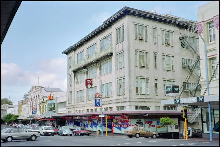 George Court building, Karangahape Road, Newton
