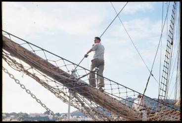 Image: Sailor on the Russian ship Zarja (Dawn) at Wellington, 1960