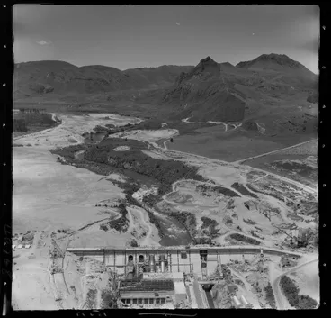 Image: Whakamaru hydro-electric power station, Waikato River