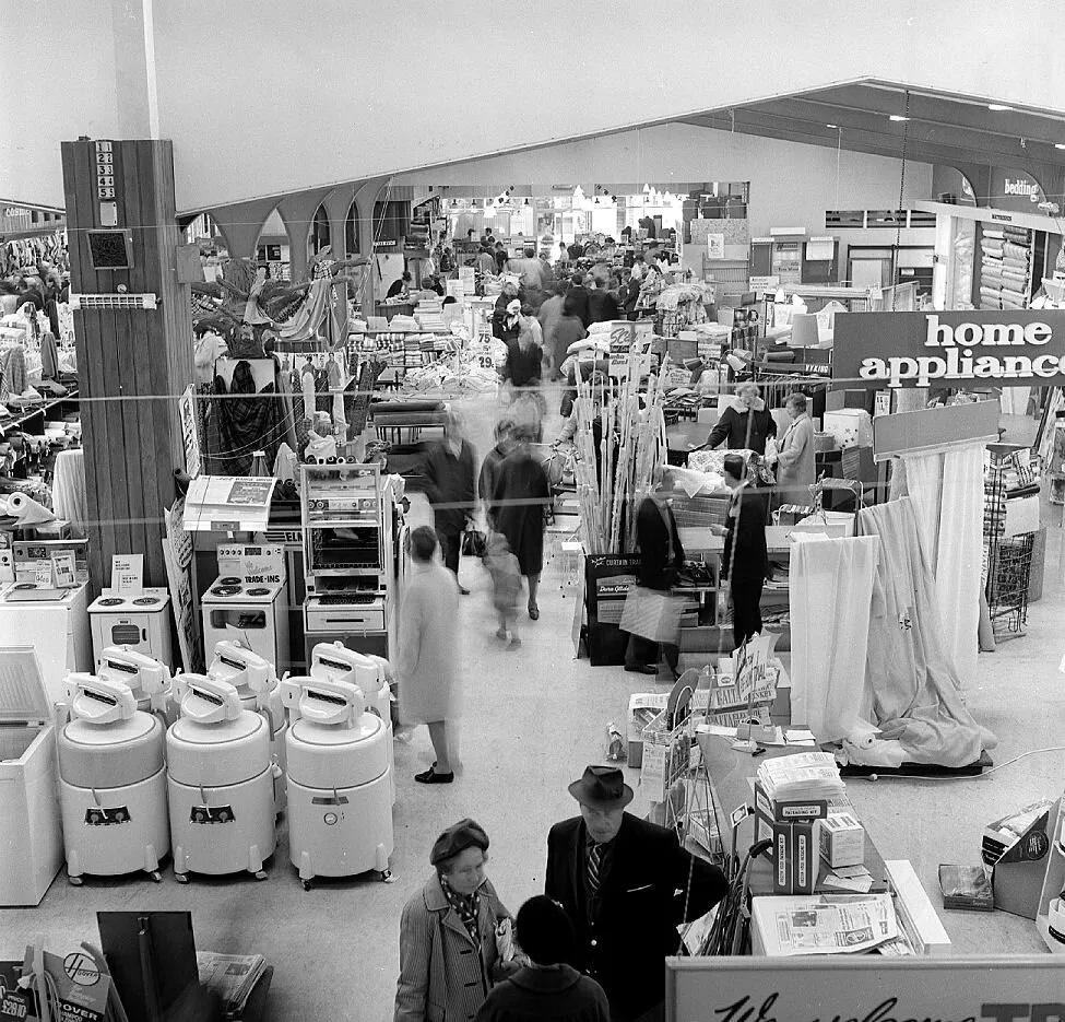 Hazelwoods Women's Day Interiors [P1-4518-6908]