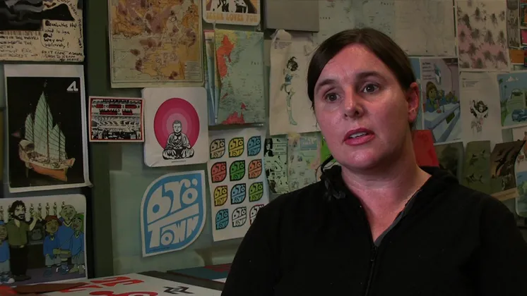 Elizabeth Mitchell: On bro'Town...