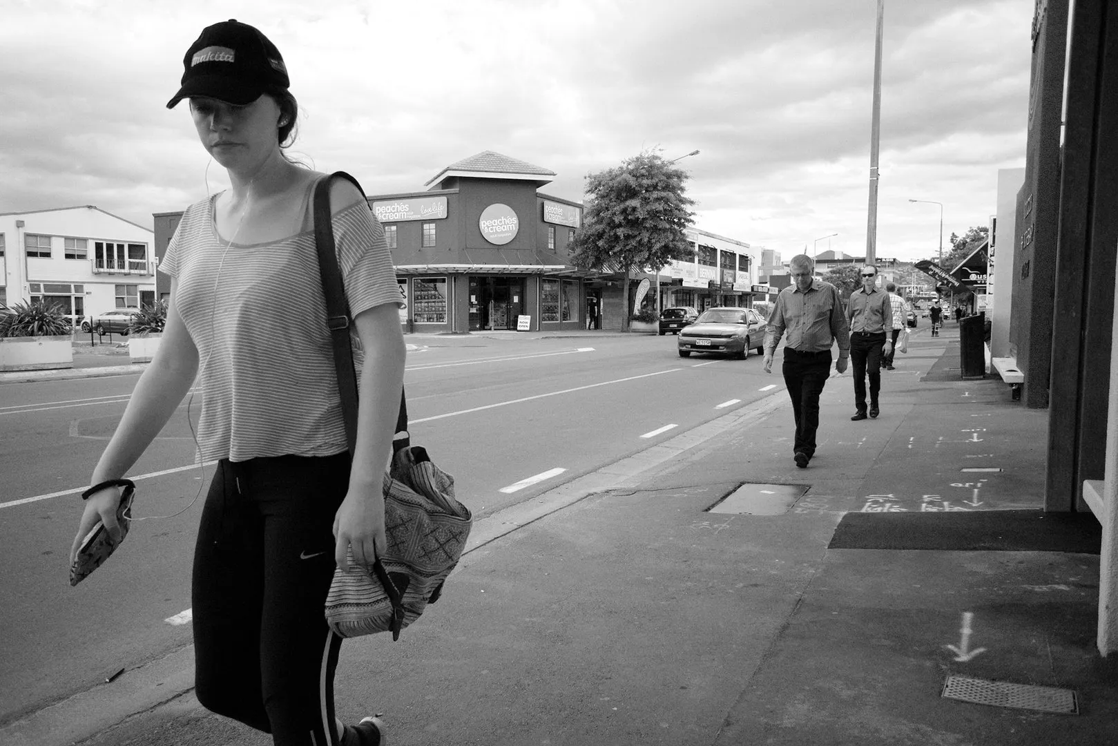 Pedestrians and Welles Street corner