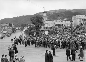 Image: Anzac Day ceremony, Wellington