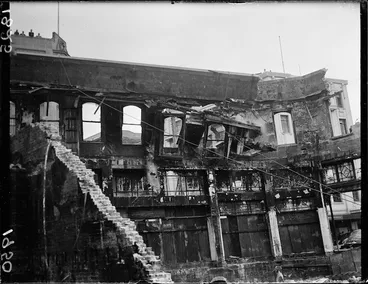Image: Demolition of Smith and Smith building, Wellington