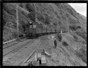 Image: ED class electric locomotive 102, 1947