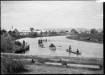 Image: View of Opotiki from the wharf