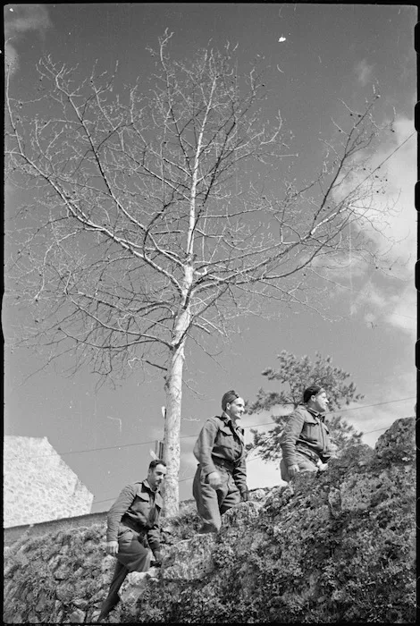 Three New Zealanders among typical Italian scenery near the Italian battlefront, World War II - Photograph taken by George Kaye