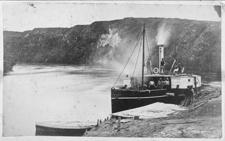 Steamer Bluenose on the Waikato River, Hamilton, 1873