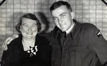 Image: Dick Borman with his mother Dorothy : digital image