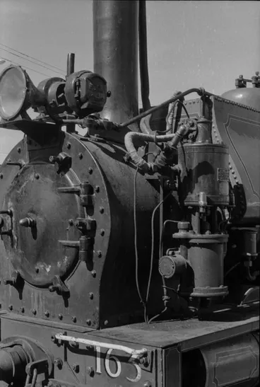 Image: Photograph of locomotive F 163