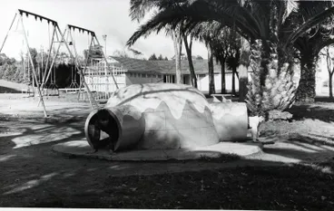 Image: Photograph – Hamilton Lake playground