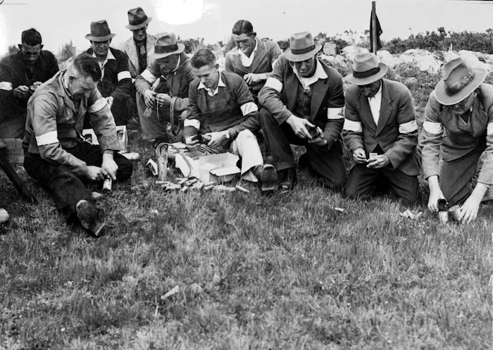 Christchurch Homeguardsmen fusing home made bombs
