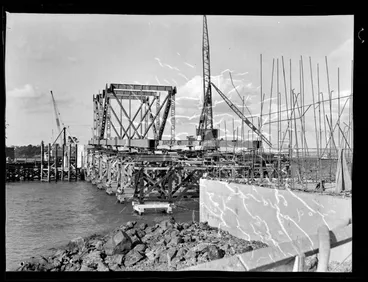 Image: Auckland Harbour Bridge construction, St Marys Bay, 1957