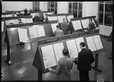 Image: Newspaper Room, Wellington Public Library