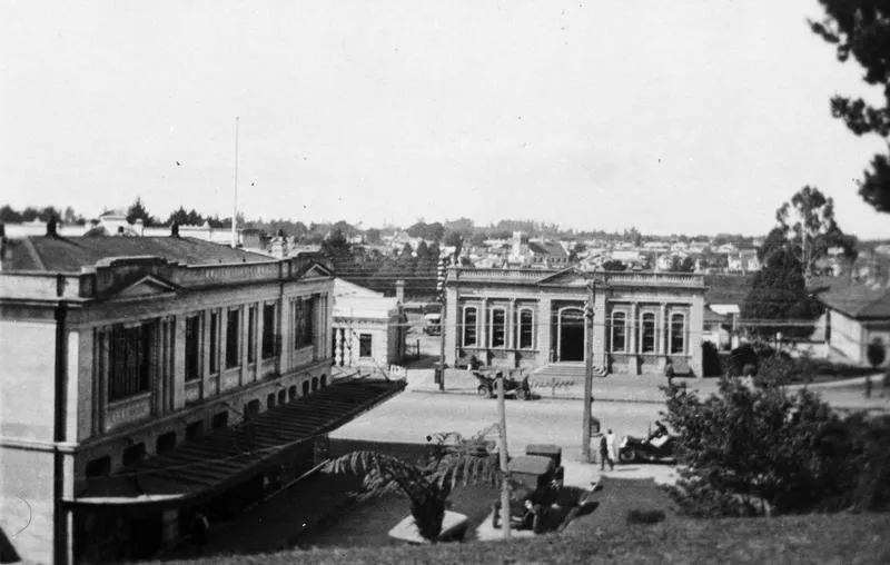 Victoria Street from Garden Place Hill