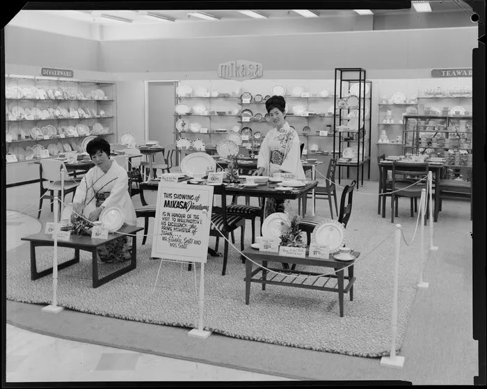 Farmers, Mikasa window display