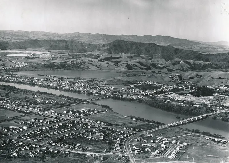 Winstone Ltd - Aerial photographs: 1963 Huntly