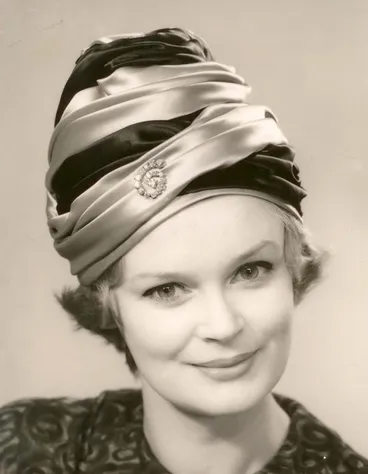 Image: Stylised satin turban