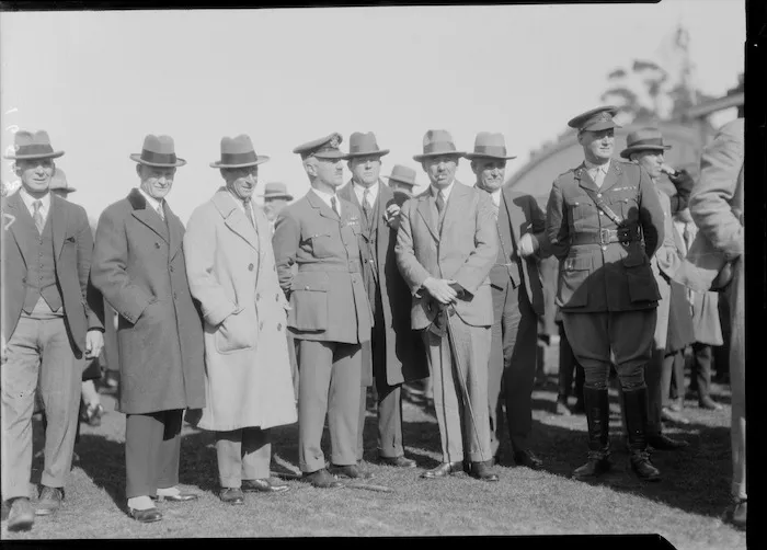 Arrival of the Southern Cross at Christchurch. Dignitaries
