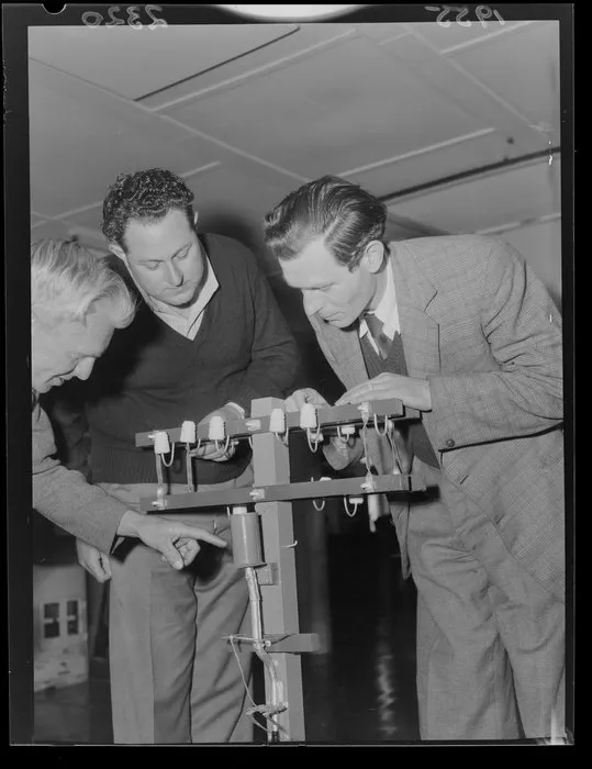 Training of Post and Telegraph Department staff at Trentham with model of telephone pole