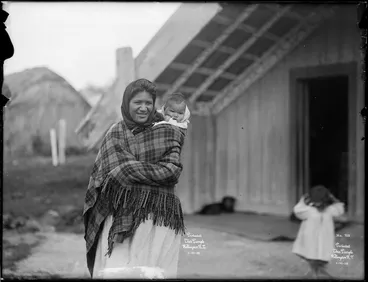Image: Maori woman and child